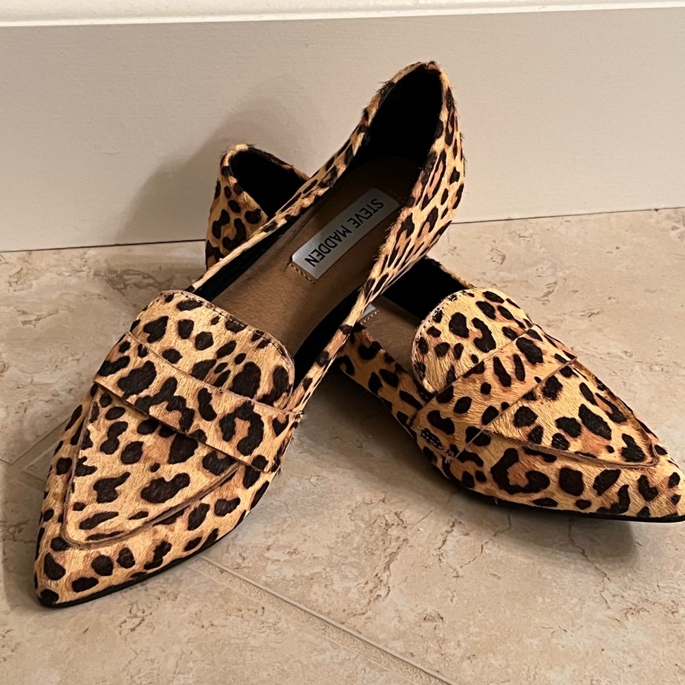Steve Madden Leopard Pointed Toe Loafer 7.5